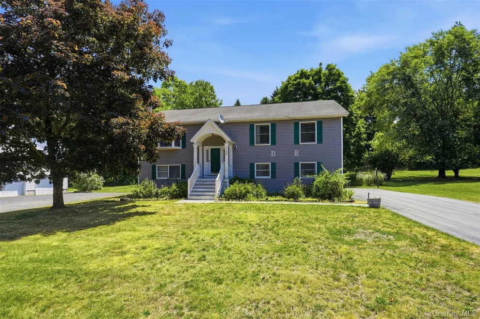 Unit for sale at 122 River Road, Shawangunk, NY 12589