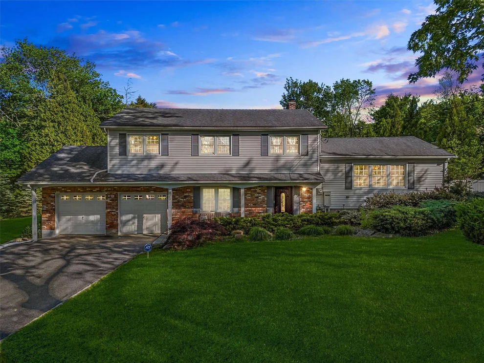 Unit for sale at 423 Bonnie Court, Yorktown, NY 10598