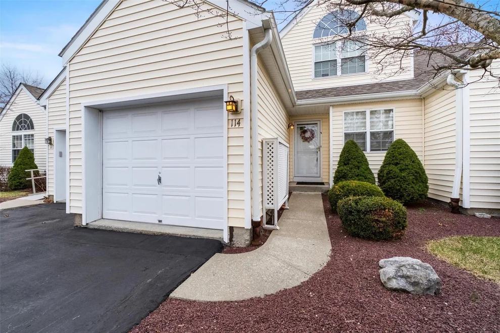 Unit for sale at 114 Turnberry Court, Poughkeepsie, NY 12603