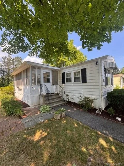 Unit for sale at 1040 Violet Ave, Hyde Park, NY 12538
