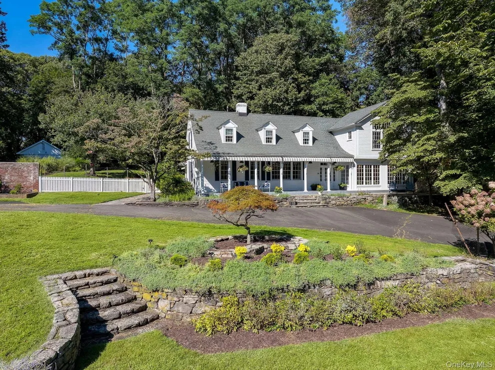 Unit for sale at 71 Havemeyer Road, Greenburgh, NY 10533