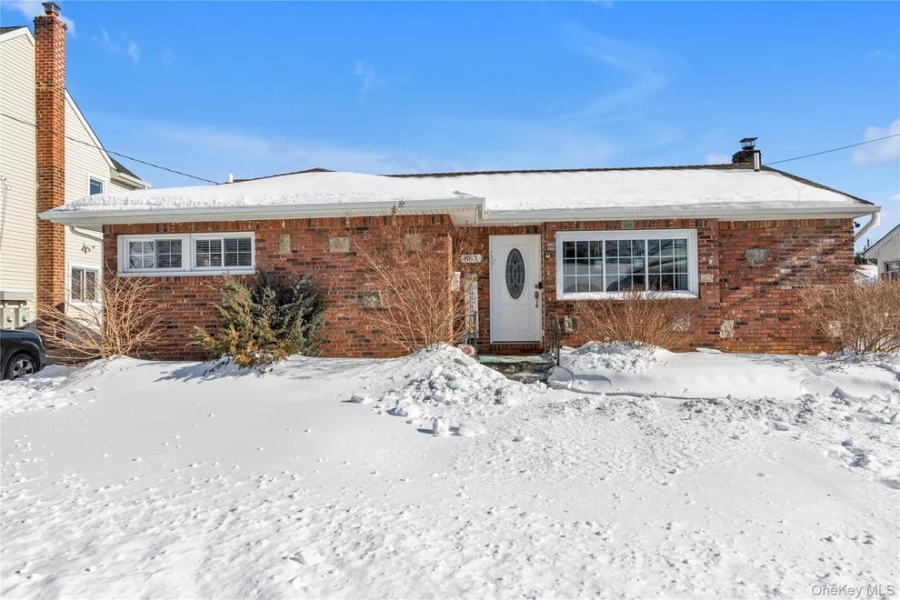 Unit for sale at 867 Preston Road, Hempstead, NY 11554
