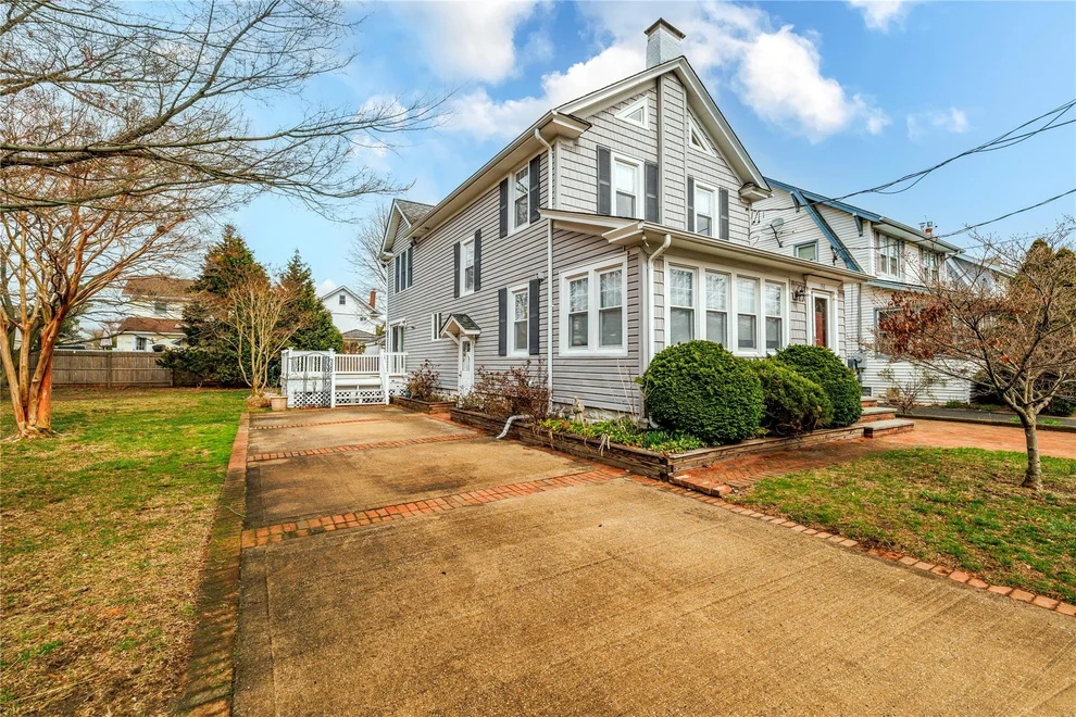 Unit for sale at 158 S Forest Avenue, Hempstead, NY 11570