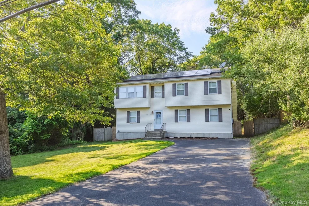 Unit for sale at 11 Seymour Lane, Brookhaven, NY 11763