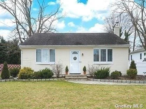 Unit for sale at 43 Maryland Street, Huntington, NY 11746