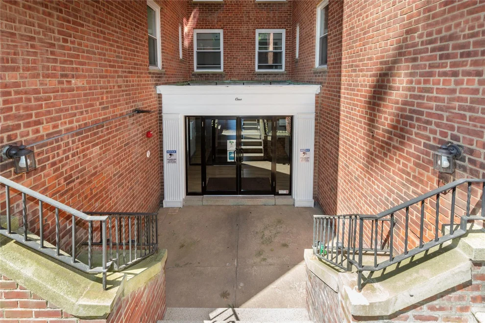 Unit for sale at 1 Hawley Terrace, Yonkers, NY 10701