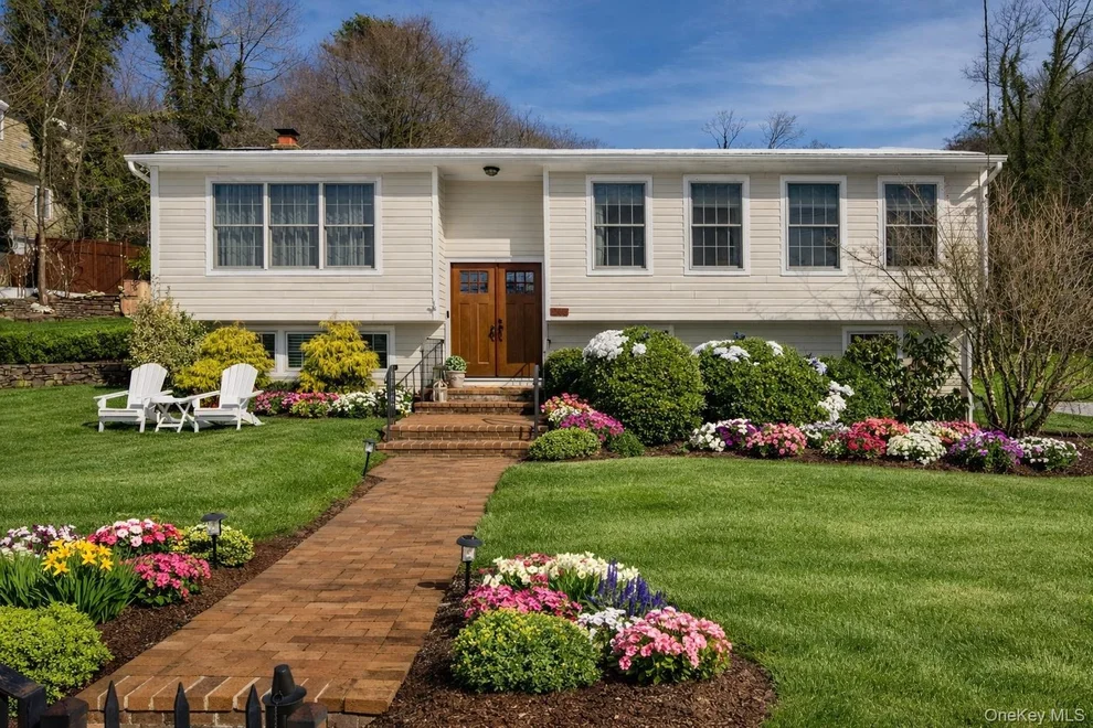 Unit for sale at 244 Woodbine Avenue, Huntington, NY 11768