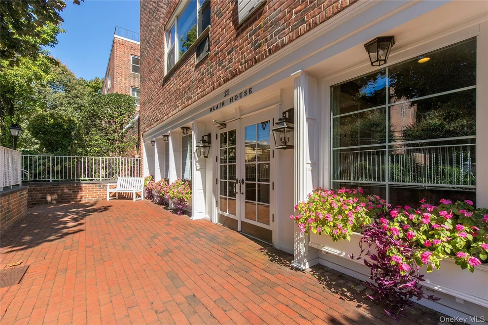 21 Chapel Place