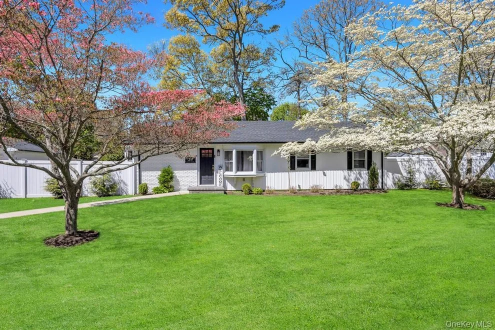 Unit for sale at 20 Garden Street, Smithtown, NY 11767