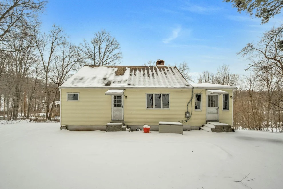 Unit for sale at 19 Glenna Drive, Carmel, NY 10512
