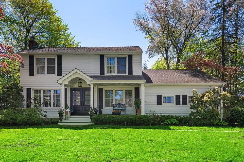 Unit for sale at 14 Kivy Street, Huntington, NY 11746