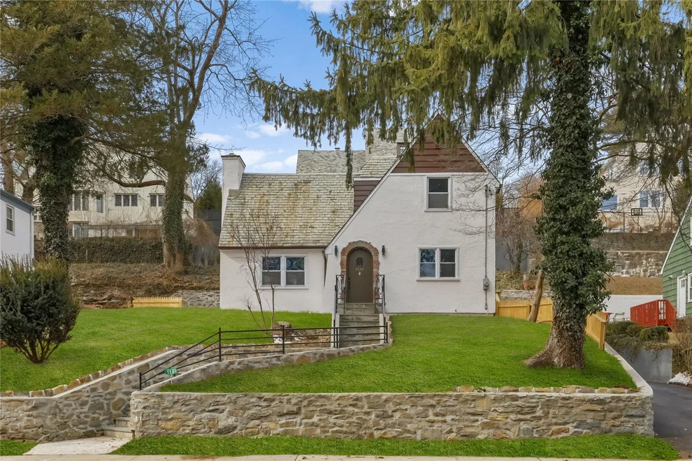 Unit for sale at 1181 Post Road, Scarsdale, NY 10583