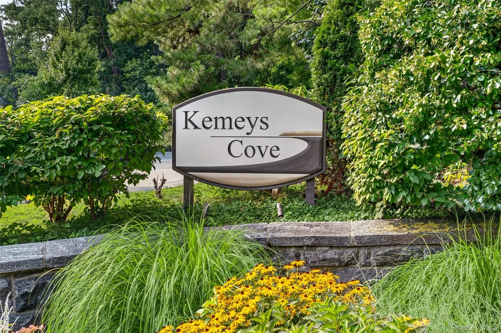 Unit for sale at 23 Kemeys Avenue, Ossining, NY 10510