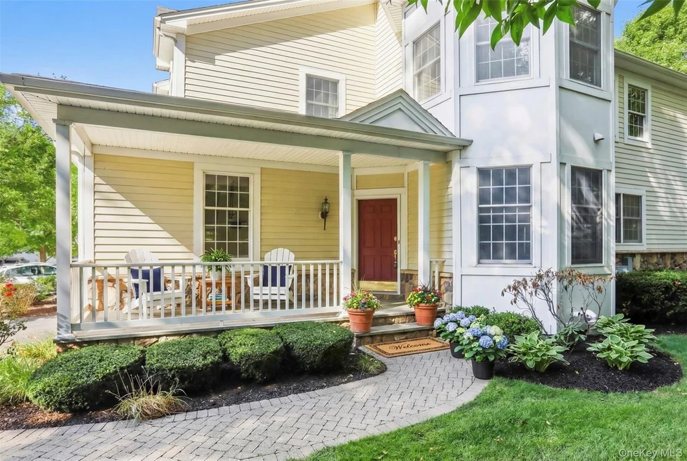 Unit for sale at 2 Merion Court, Cortlandt, NY 10567