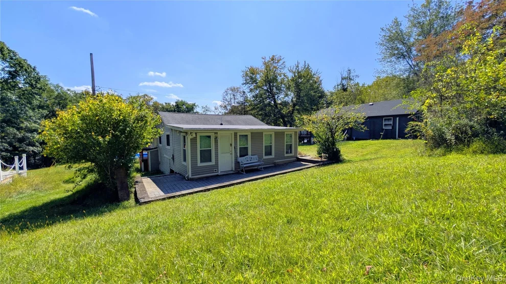 Unit for sale at 35 GLANHOPE Road, Beekman, NY 12533