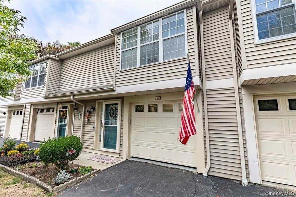 Unit for sale at 118 Elmcrest Drive, Fishkill, NY 12524
