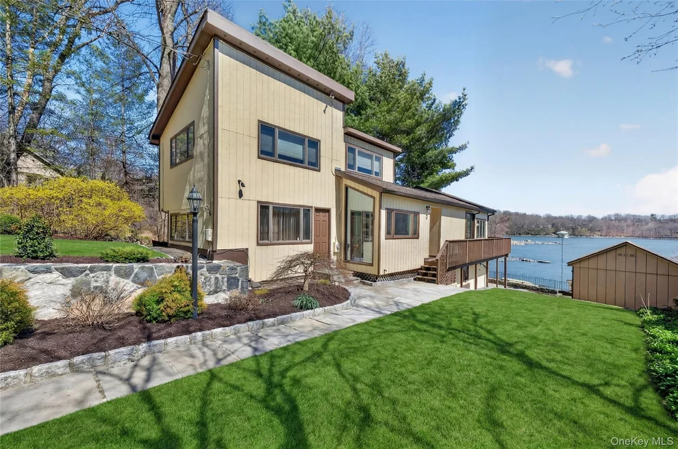 Unit for sale at 3 Lakeside Road, Carmel, NY 10541