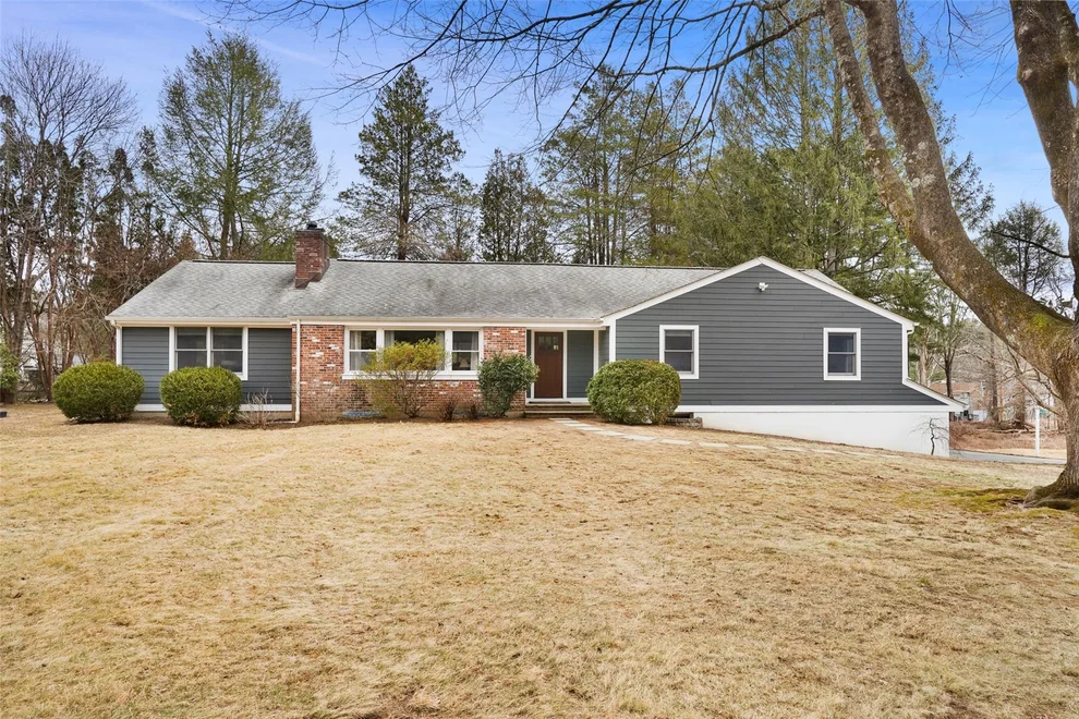 Unit for sale at 4 Ivy Place, Bedford, NY 10536