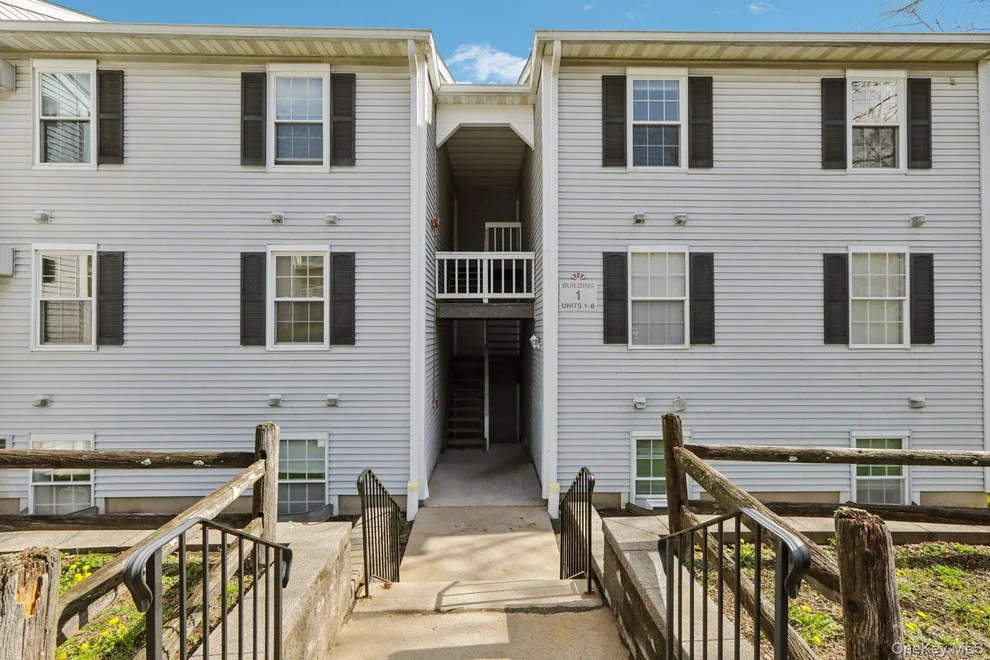 Unit for sale at 1 Lexington Hill, Monroe, NY 10926