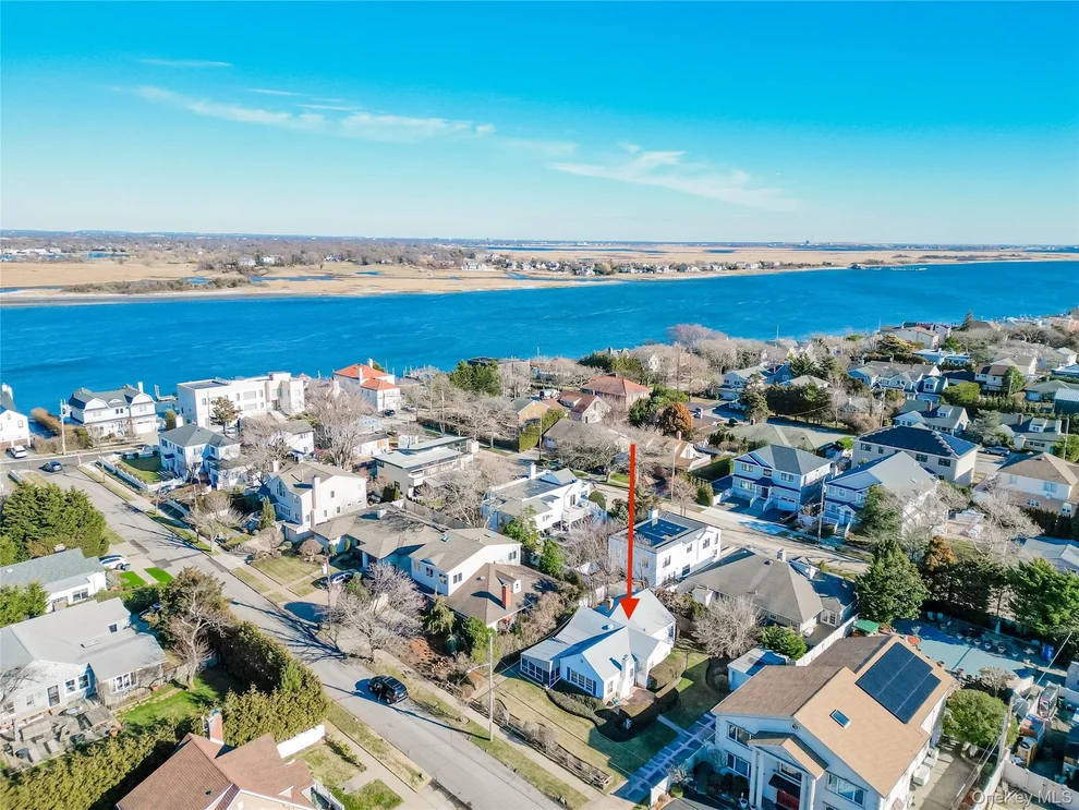 Unit for sale at 122 Broome Avenue, Hempstead, NY 11509