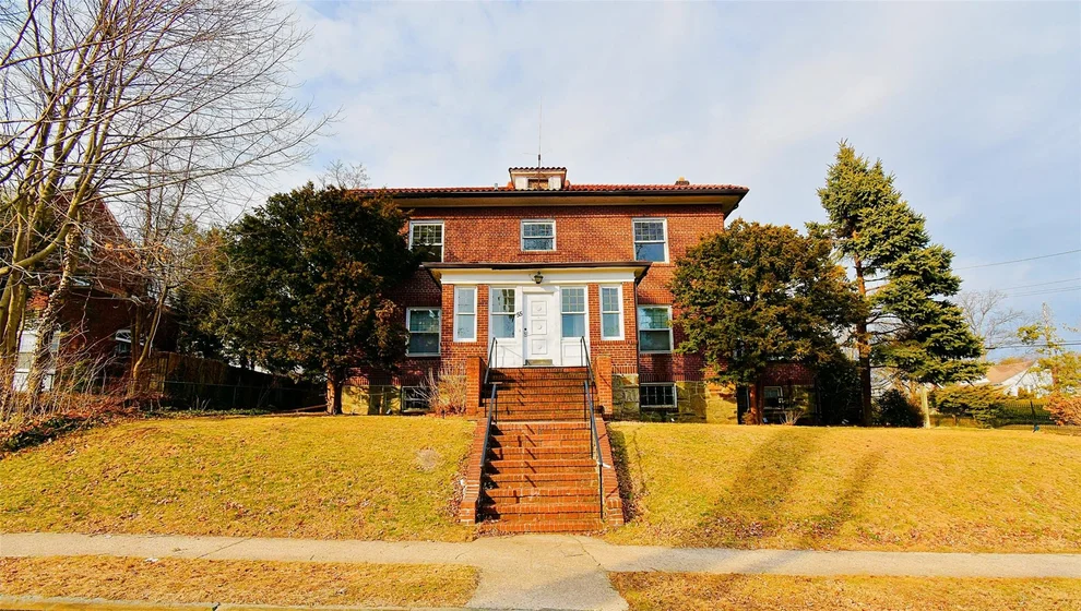Unit for sale at 55 Stuyvesant, Mount Vernon, NY 10552