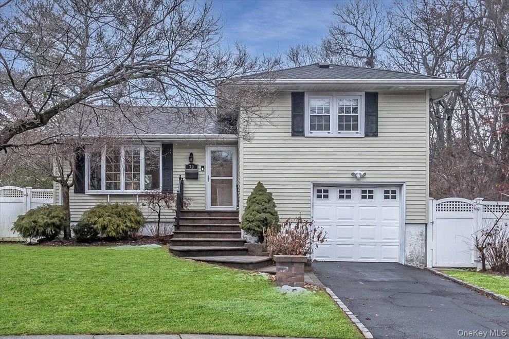 Unit for sale at 79 N Cedar Street, Oyster Bay, NY 11758