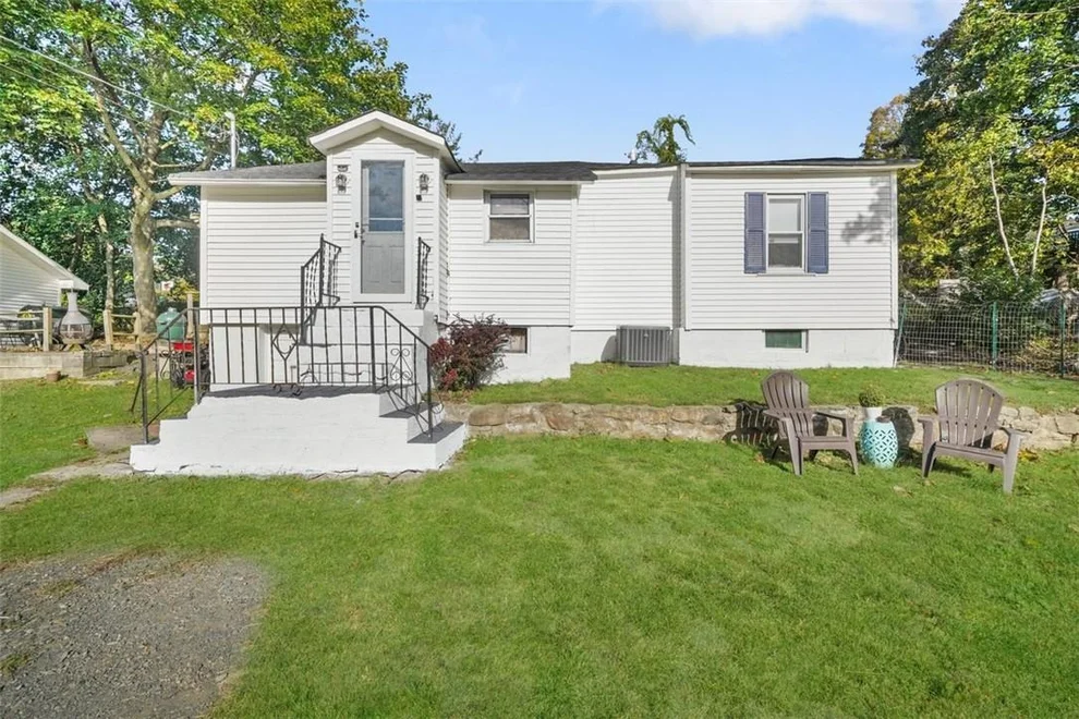 Unit for sale at 11 Grove Place, Highlands, NY 10922