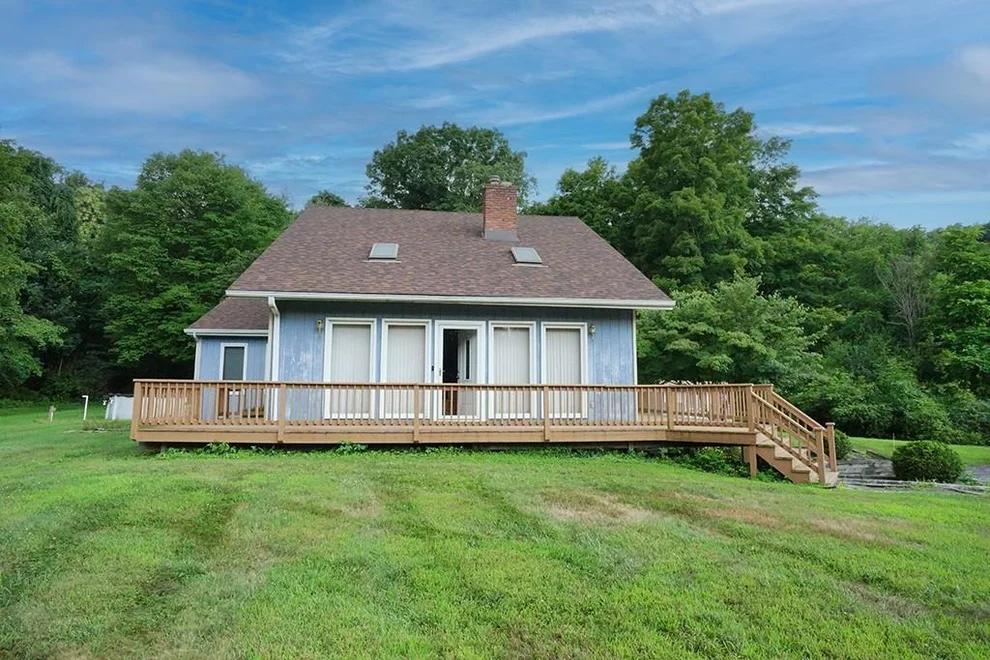 Unit for sale at 3 Dill Lane, Hyde Park, NY 12601