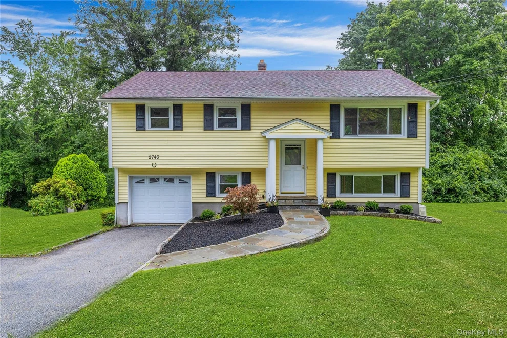 Unit for sale at 2743 Springhurst Street, Yorktown, NY 10598