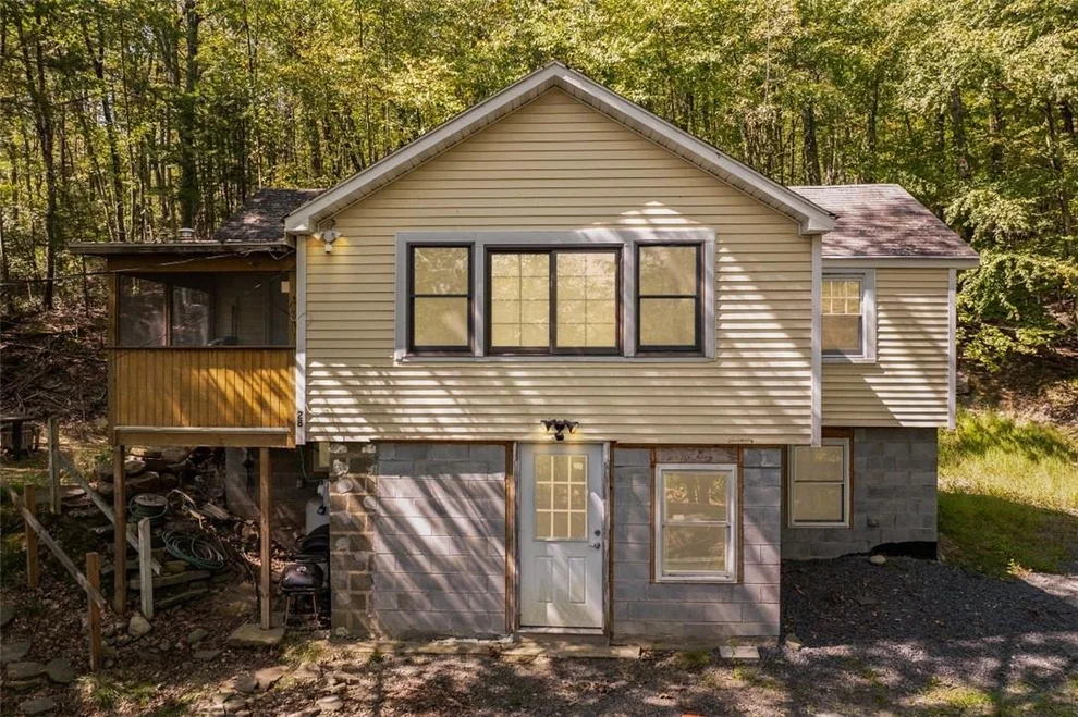 Unit for sale at 28 Cardinal Trail W, Mamakating, NY 12790