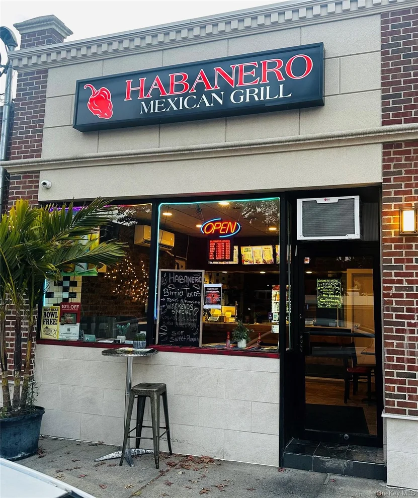 Unit for sale at 465 Atlantic Avenue, Hempstead, NY 11518