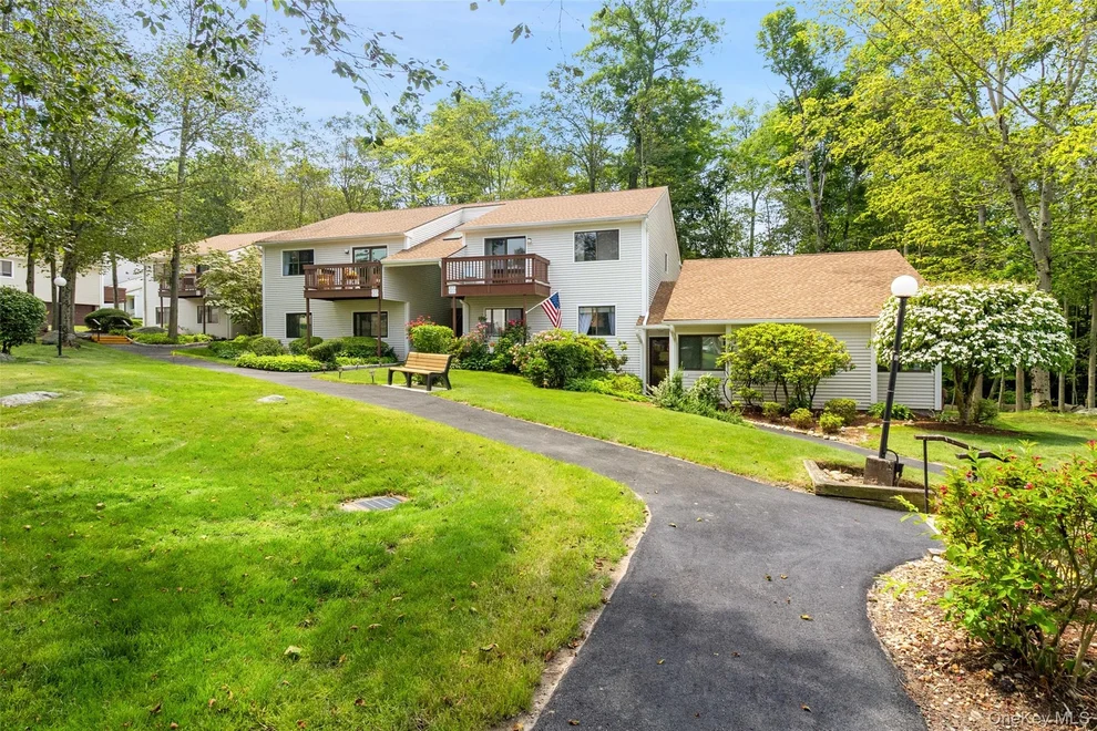 Unit for sale at 84 Molly Pitcher Lane, Yorktown, NY 10598