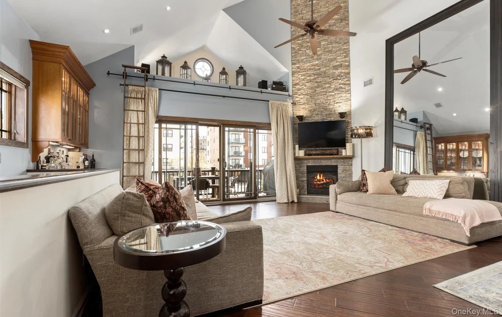 Unit for sale at 847 E Broadway, Long Beach, NY 11561