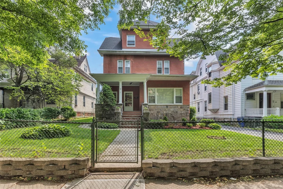 Unit for sale at 27 Cottage Avenue, Mount Vernon, NY 10550