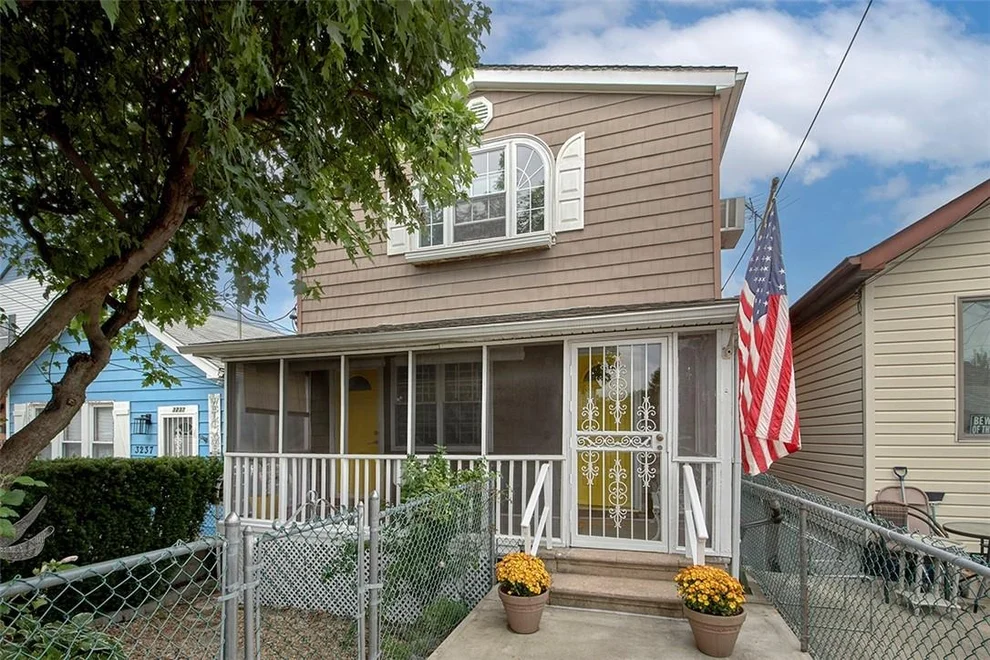 Unit for sale at 3239 Lucerne Street, New York, NY 10465