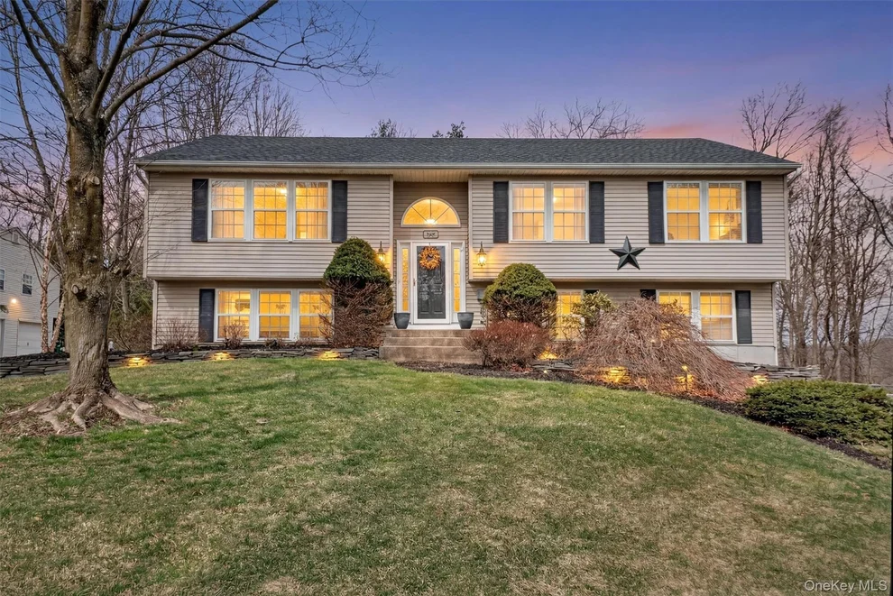 Unit for sale at 123 Foxwood Drive S, Newburgh (Town), NY 12550