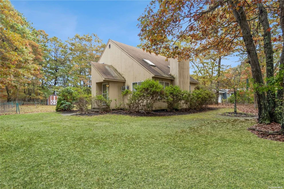 Unit for sale at 18 5th Avenue, Southampton, NY 11972