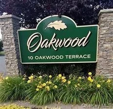 Unit for sale at 10 Oakwood Terrace, New Windsor, NY 12553