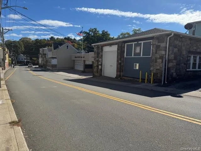 Unit for sale at 13 Mountain Avenue, Highlands, NY 10928