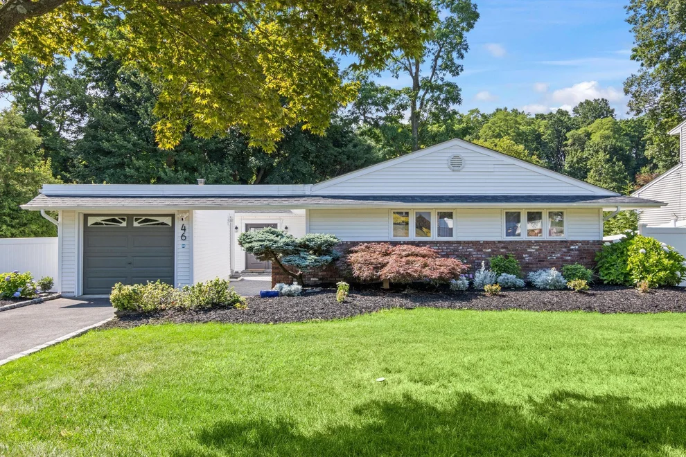Unit for sale at 46 Knight Lane, Smithtown, NY 11754