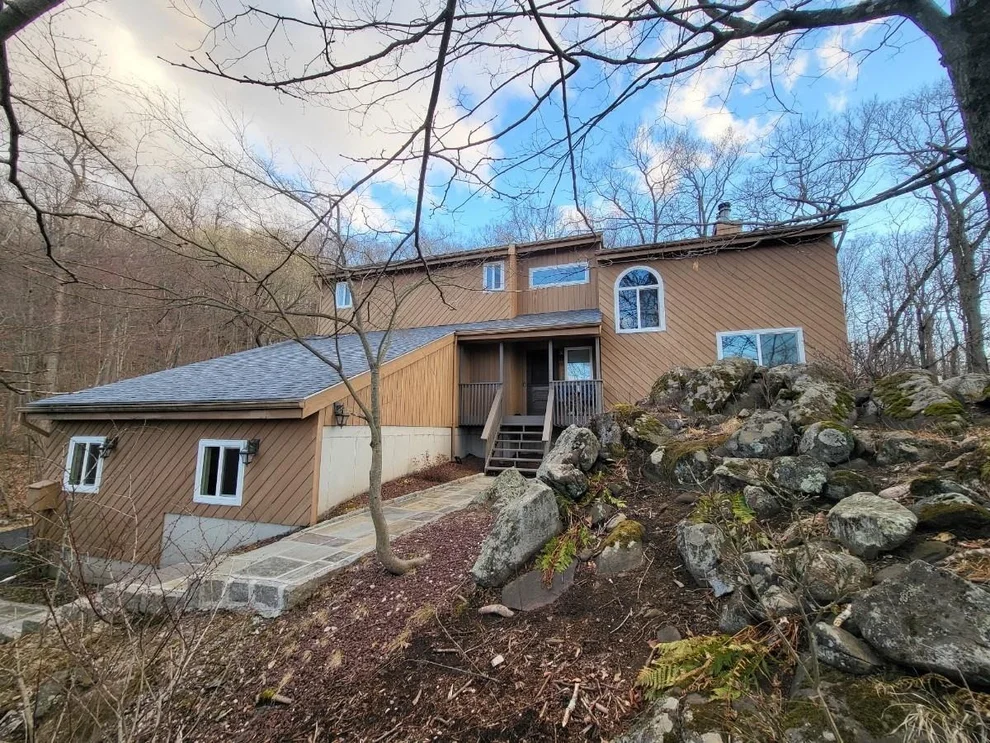 Unit for sale at 12 Hilltop Drive, Cortlandt, NY 10567