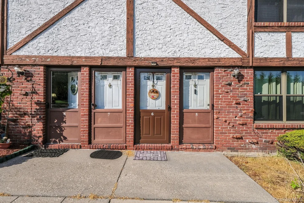 Unit for sale at 6 Bailey, Brookhaven, NY 11953