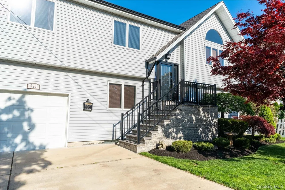 Unit for sale at 671 Tabor Place, Hempstead, NY 11554
