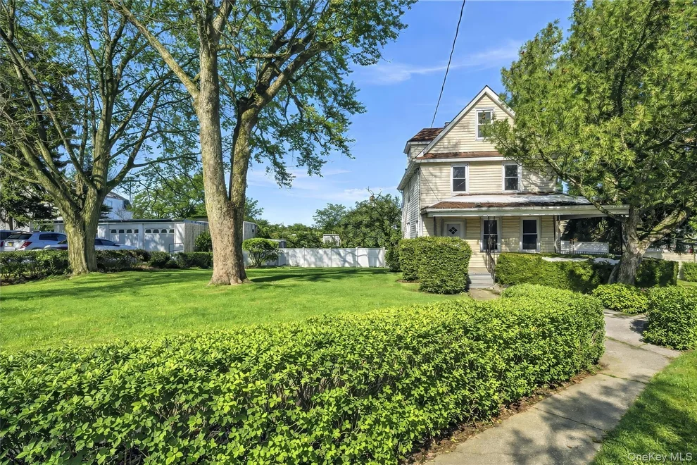 Unit for sale at 95 aka 89 Rossiter Avenue, Yonkers, NY 10701
