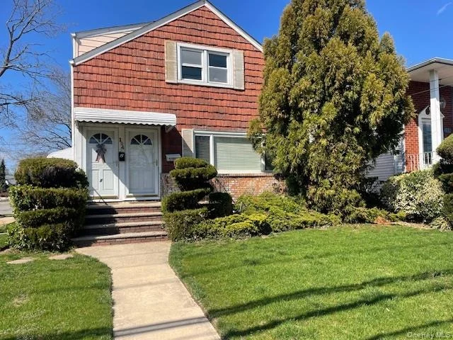 Unit for sale at 124 Lakeview Avenue, Hempstead, NY 11563