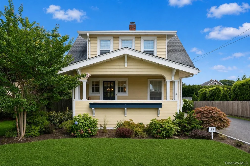 Unit for sale at 87 Islip Avenue, Islip, NY 11751