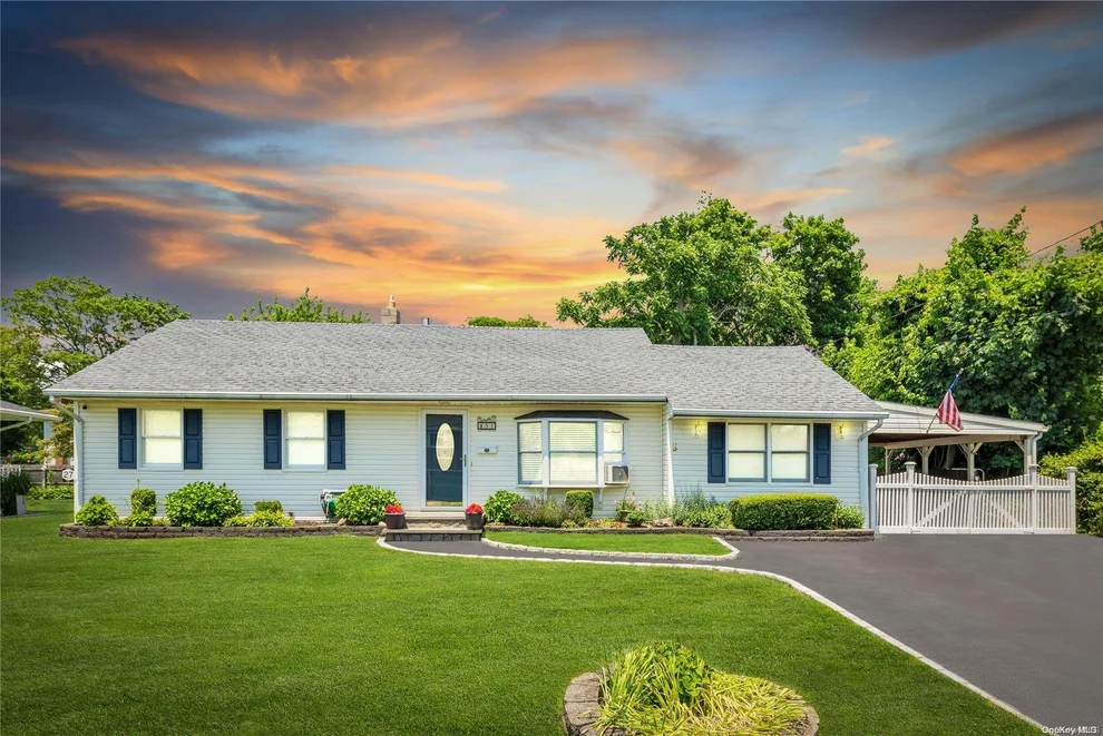 Unit for sale at 51 Minnesota Avenue, Islip, NY 11706
