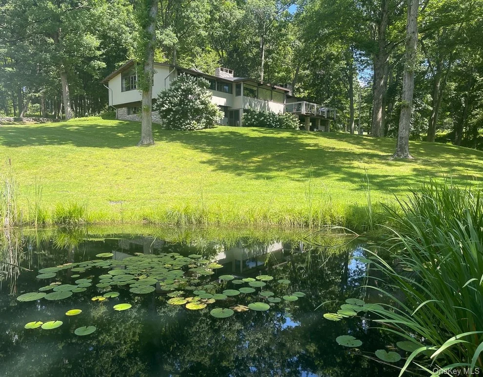 Unit for sale at 81-85 Fraleigh Hill Road, Washington, NY 12545