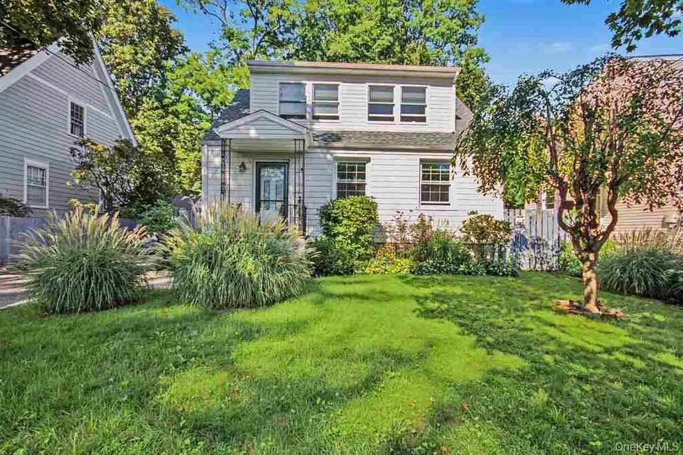 Unit for sale at 8 Curry Road, Greenburgh, NY 10706