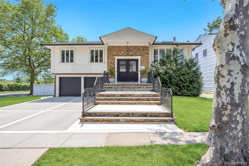 Unit for sale at 2 Valley Greens Drive, Hempstead, NY 11581